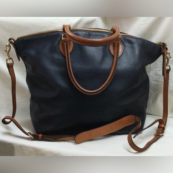 Dooney and Bourke Shoulder/Hand bag. Blue - Picture 2 of 16